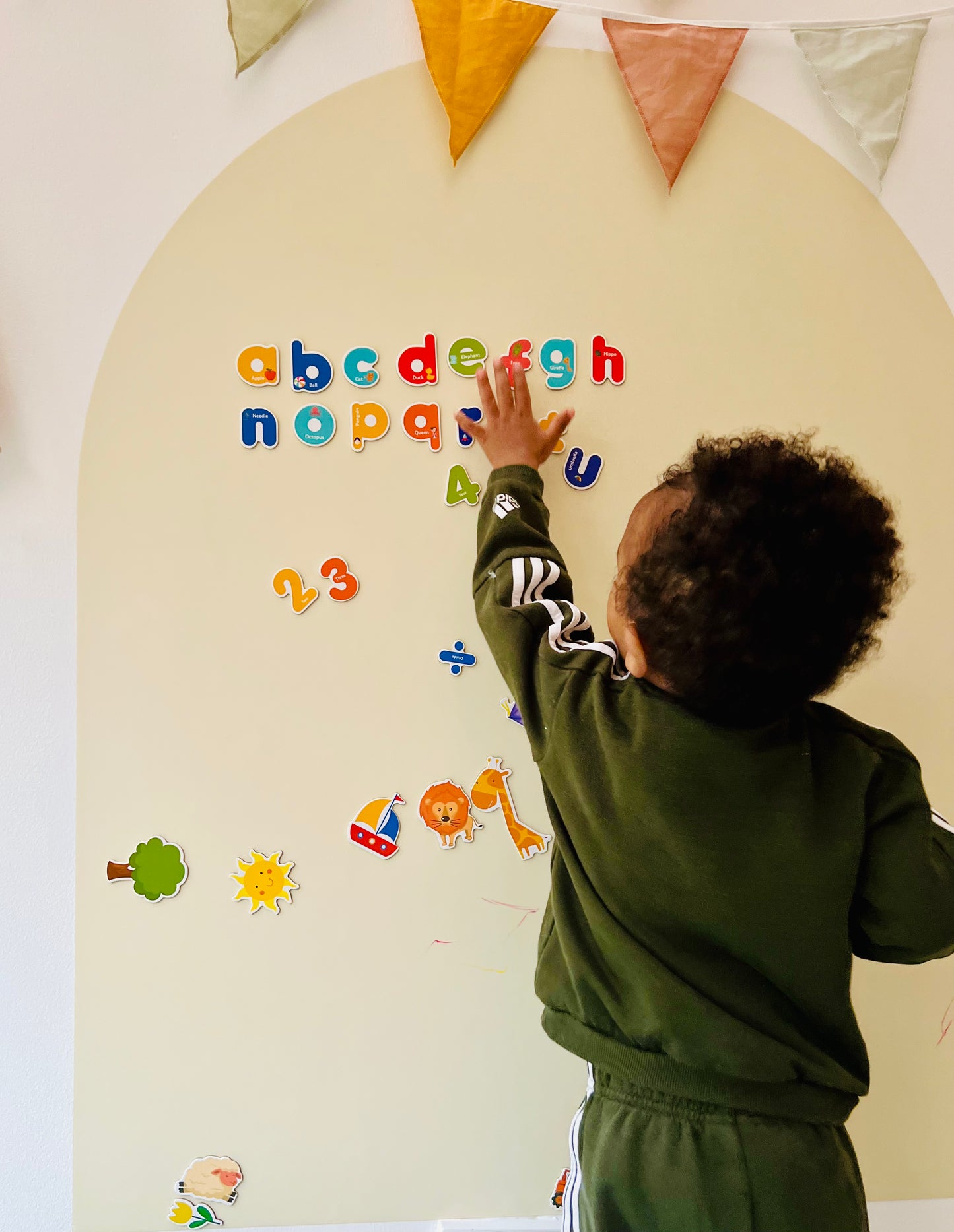 Magic Play Wall™